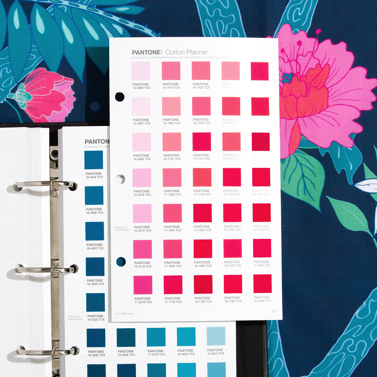 FHIC300A-pantone-fashion-home-interiors-single-desktop-binder-cotton-planner-2