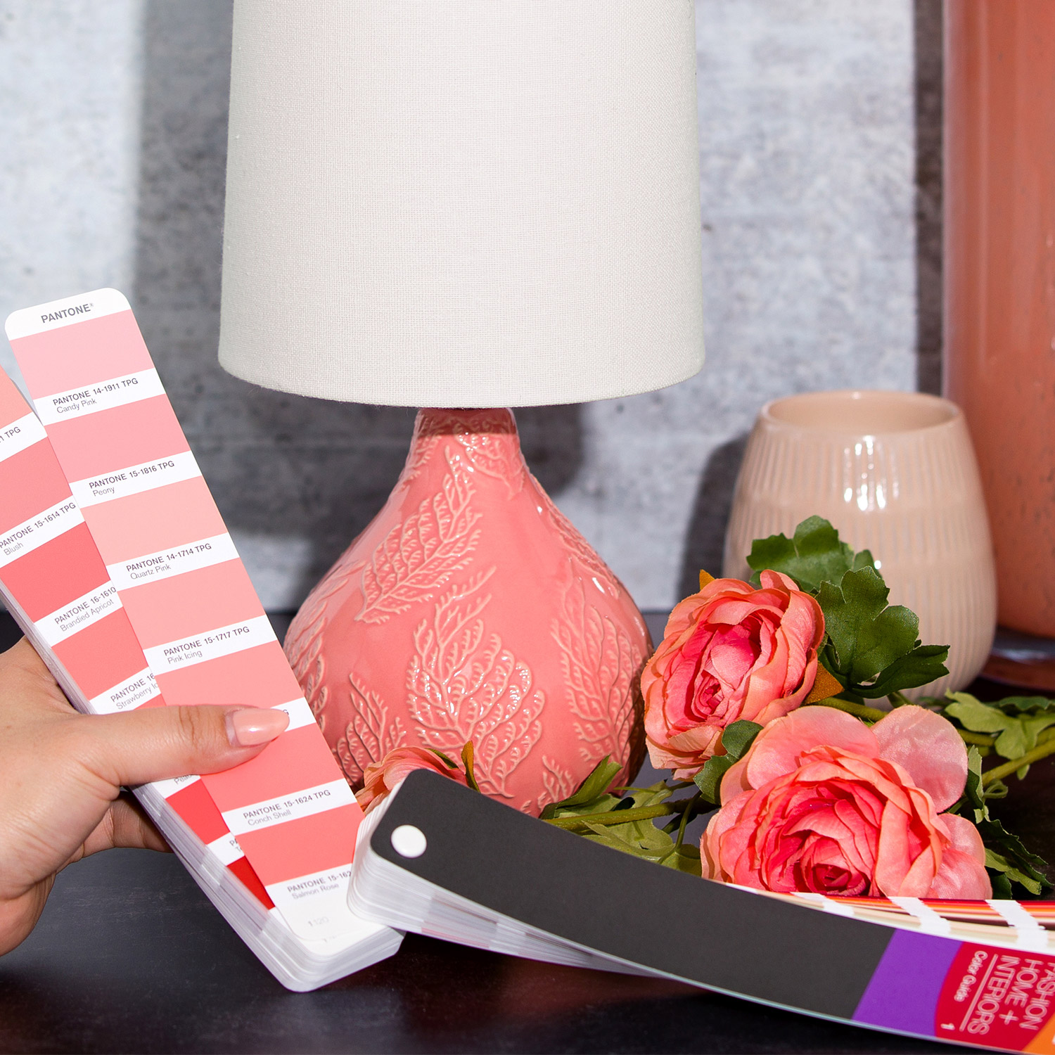 pantone-fashion-home-and-interiors-TPG-colors-on-paper-fan-deck-color-guide-4