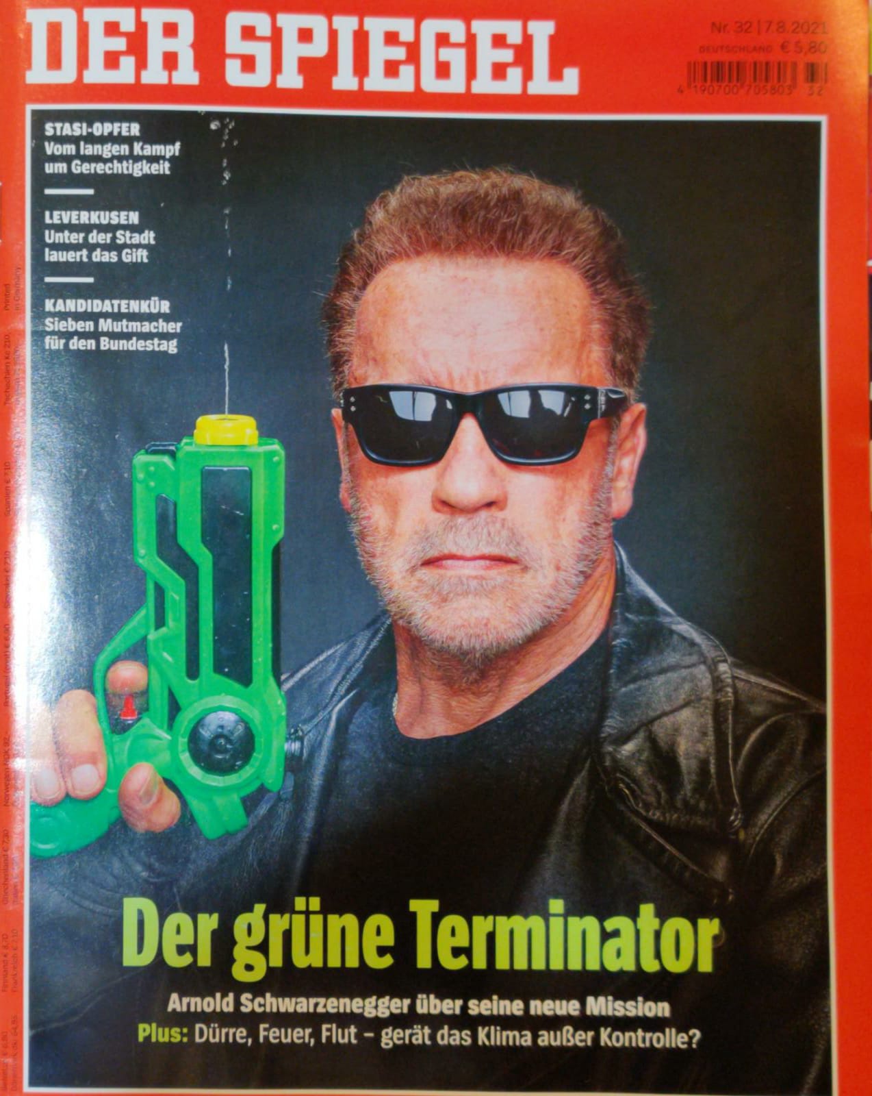 Der Spiegel Magazine